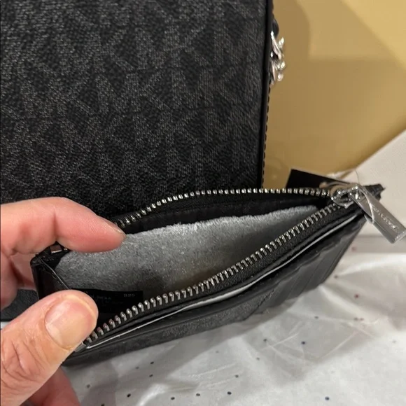 Michael Kors Black Men's Bag and matching Cooper wallet